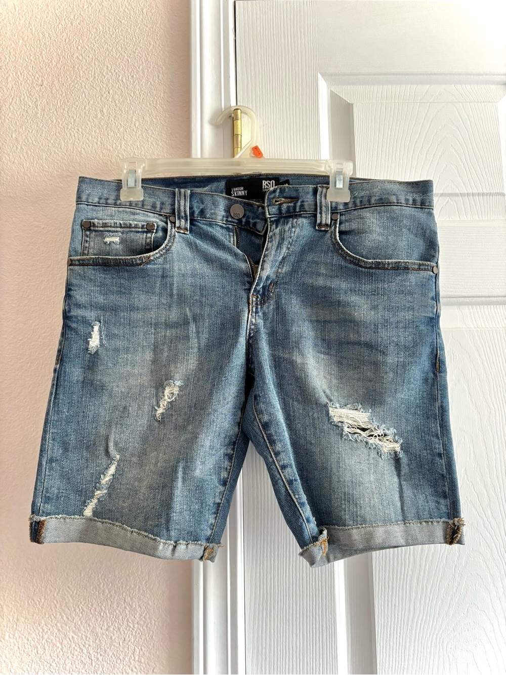 RSO London Skinny Mens Medium Blue Wash Distressed Demi Shorts Unisex Size 30